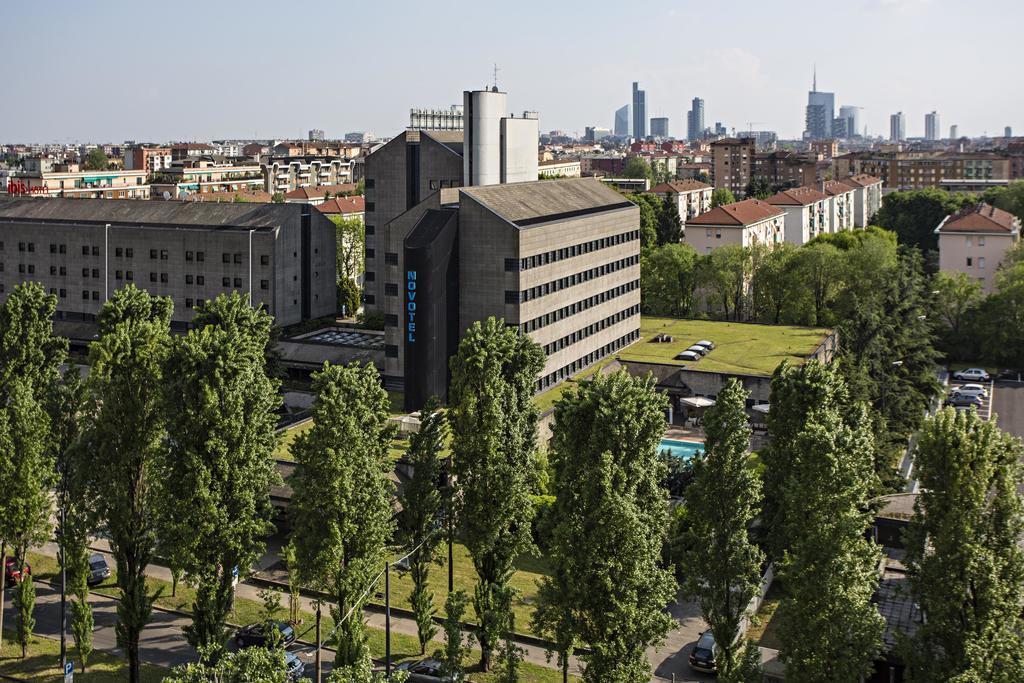 Novotel Milano Nord Ca' Granda Exterior foto